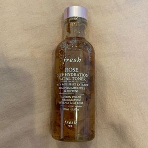 NWT Fresh Rose Deep Hydration Facial Toner